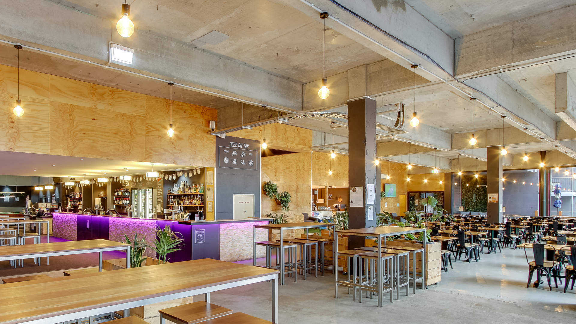 006-nph-bar-bistro-1920x1080